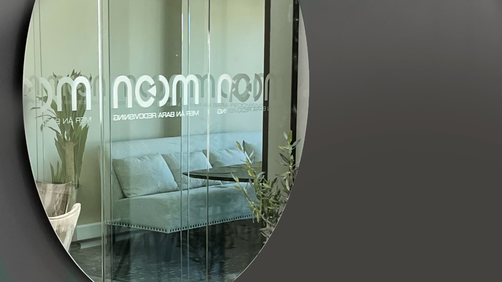 Background image of the Mcon office
